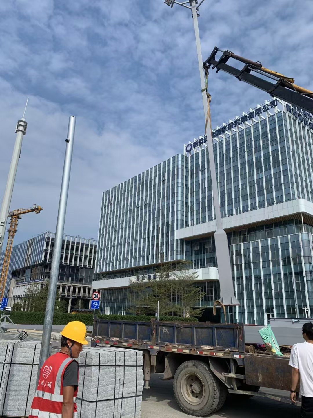 广州规划十路道路路灯照明实景